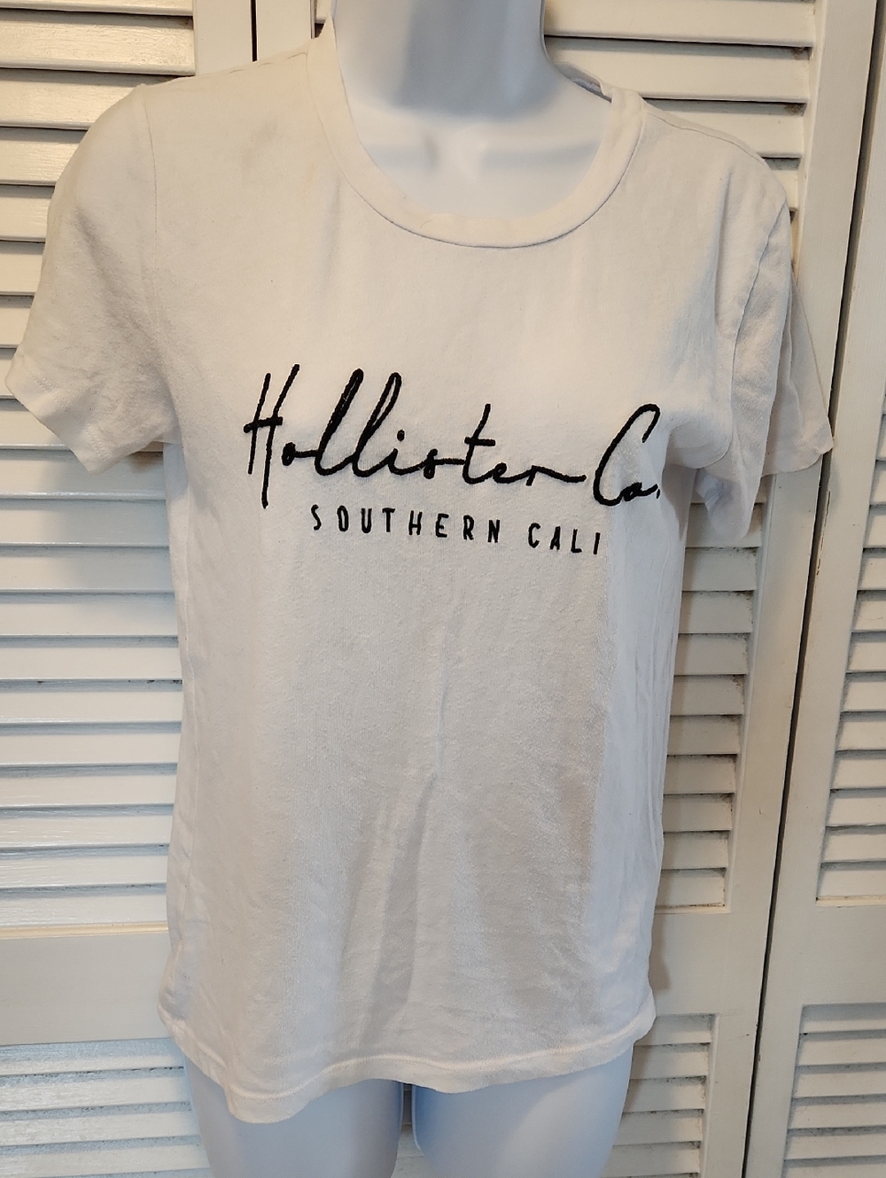 Hollister White Crewneck Tee with Black Script Logo